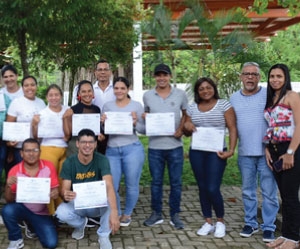 Conociendo las culturas escolares y las nuevas formas de hacerse docentes en Antioquia.