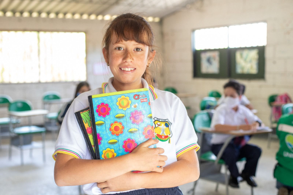 Matrículas de estudiantes en instituciones educativas públicas de Antioquia llega al 95%